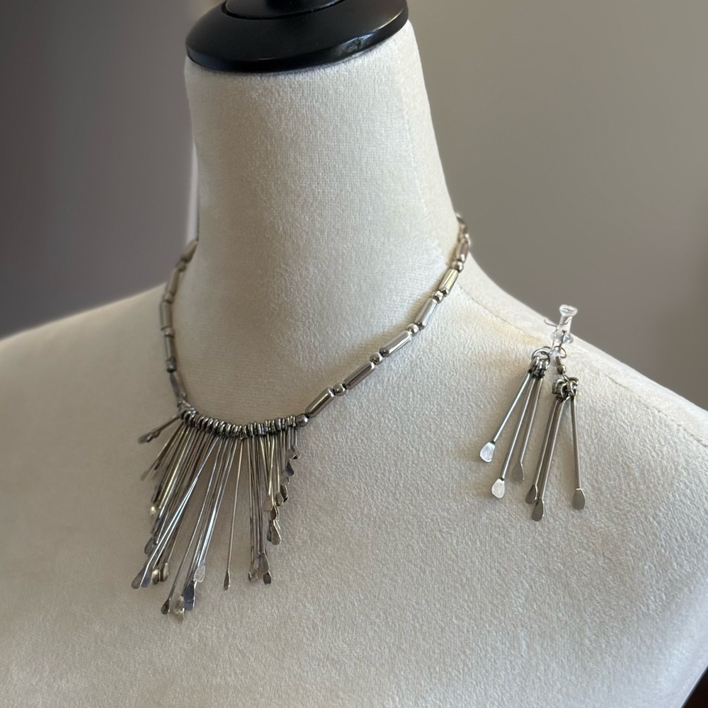 Vintage Silver Fringe Jewelry Set - Necklace and Earring